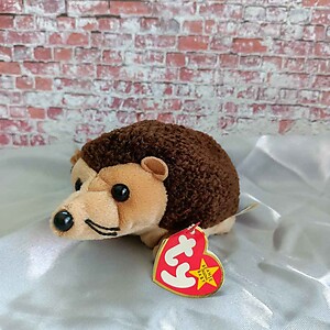 Ty Beanie Baby PRICKLES the Hedgehog